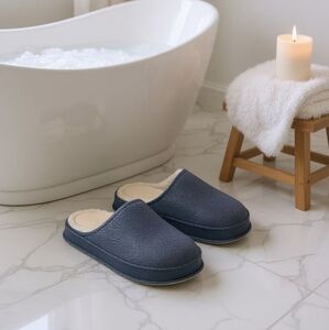 Cloud slides Step In Slippers Size 40-41 (8.5-9.5) US NWOT